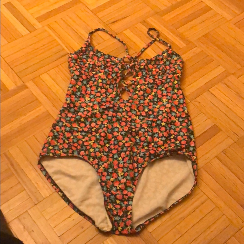 Floral One-piece bathing suit